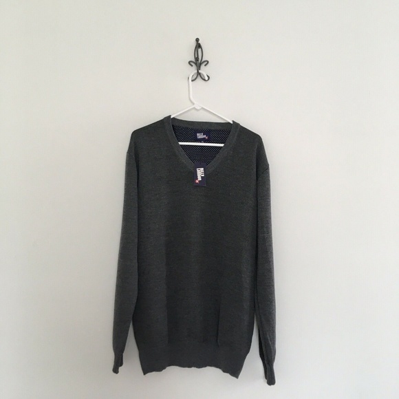 Billy London UK Gray V-Neck Sweater - Picture 1 of 4